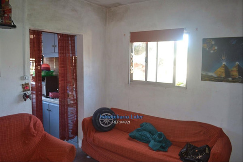 Casa 4 Dormitorios Y Apartamento Al Fondo
