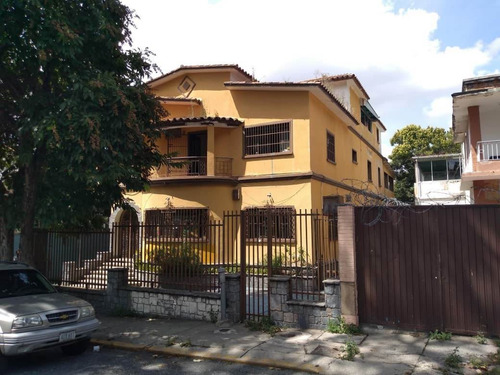 Imagen 2 de 16 de Venta De Casa Uso Comercial En San Bernardino - 985m²7h+s4b+s5p