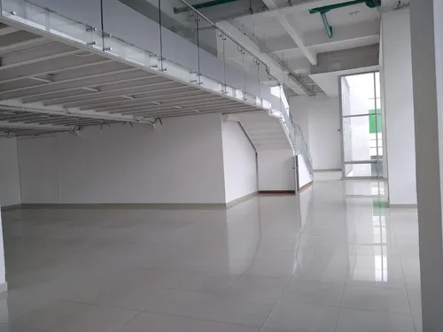 Oficina En Arriendo En Salitre. Cod A1002131
