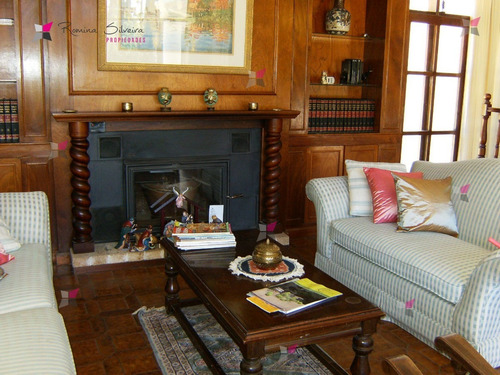 Casa En Mansa, 5 Dormitorios *- Ref: 7424