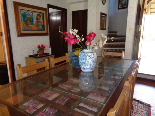 Se Alquila Hermosa Casa En Zona De Prestigio, Alquiler En Punta Del Este, Barrio Beverly Hills