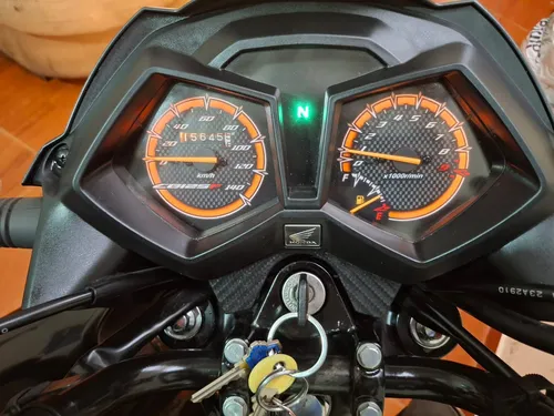 Cb 125 F Negra Con Rojo 2024, Defensas, Hand Savers Y Baúl