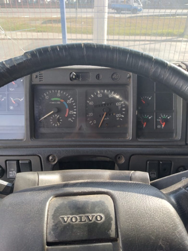 Imagem 4 de 8 de Scania R114 - 380 4x2 2007 - Mugen Caminhoes