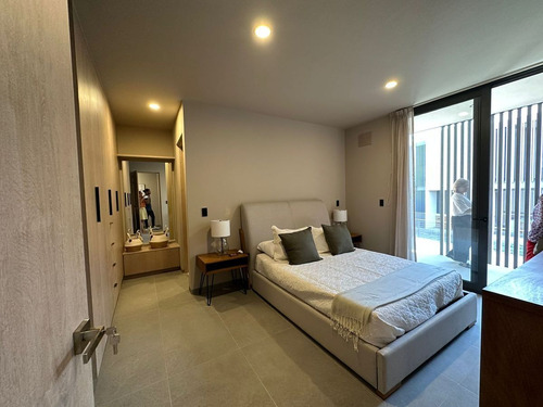 Se Vende Residencia De Autor En La Espiga Residencial, 4ta Recamara En Pb..