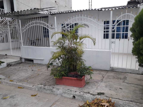 Imagen 12 de 13 de Venta De Casa Urb.el Country ,cartagena.