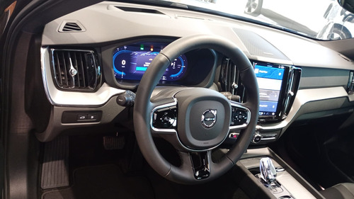 Volvo Xc60 Ultimate Dark T8