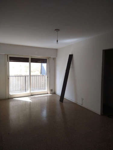 Vende Depto 3 Amb En Villa Del Parque 