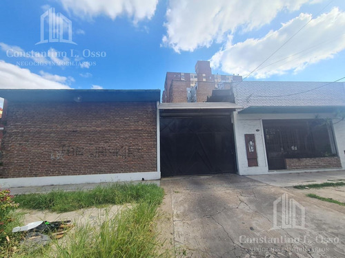 Imagen 2 de 9 de Oportunidad- Terreno Doble Frente - 25 Cocheras Y Casa - Apto Edificio- Fot 3