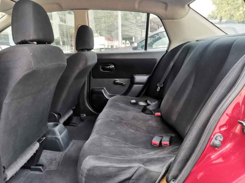 Imagen 11 de 15 de Nissan Tiida 2012 4p Sedan Comfort 6vel A/a