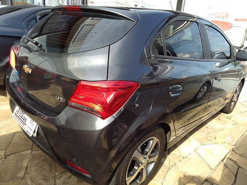 Chevrolet Onix 2018