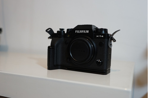  Fujifilm X-t4 