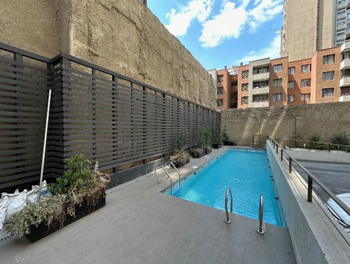 Venta - 1 Dorm. + 1 Baño; Metro Santa Isabel; Lira 570;codjc