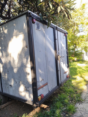 Trailer, Carro, Batan De Carga O Camping