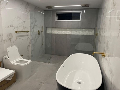Imagen 6 de 15 de Se Vende Casa 3000m² 5h/5b/12p Cerro Verde