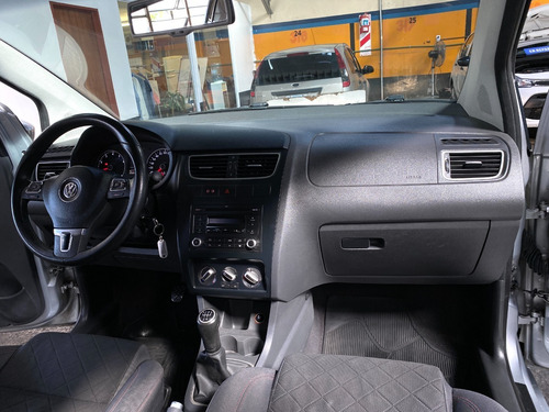Imagen 13 de 23 de Volkswagen Suran 1.6l 2013