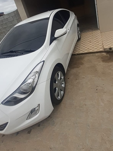 Hyundai Elantra 2013 1.8 16v Gls Aut. 4p