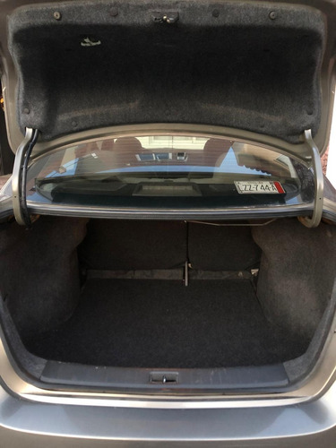 Nissan Sentra 1.8 Advance Mt