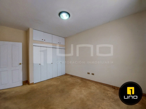 Imagen 11 de 22 de Av. Claracuta, Alemana Entre 6to Y 7mo Anillo Linda Casa En Venta