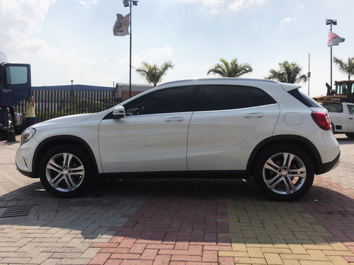Mercedes Benz Gla 200 2017 1.6 - Pequena Monta=250 C300 Sik