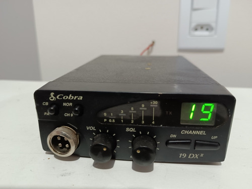 Rádio Amador Cobra 19dx Ii Ligando Veja Vídeo (Usado)