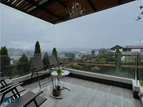 Casa En Venta, Alto De Las Palmas. Bellaterra.(mls#249400)