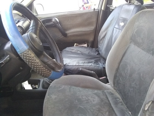 Imagem 12 de 12 de Chevrolet Corsa 2001 1.0 Wind Milenium 5p