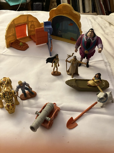 Set Personajes Pocahontas, Disney