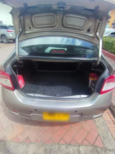 Renault Logan 1.6 Dynamique