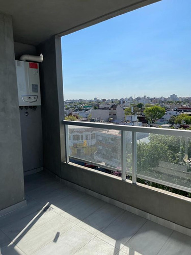Imagen 8 de 22 de Semi-piso. Mono-ambiente Divisible Con Ameneties - Flores