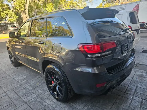 Jeep Grand Cherokee 6.4 Srt-8 At