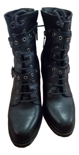 Botas De Cuero Taco Alto Talle 39 Color Negro Lady Store (Usado)