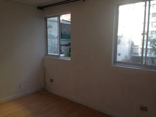 Stgo. Dp 70m2 - 2 D 2 Bñ 1 Bx Y 1 Bd Sta. Victoria Con Lira