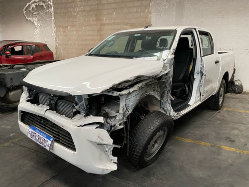 Hilux 4x2 Dx 2.4 Tdi Chocada Da Marcha, No Arranca