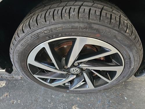Volkswagen Virtus 1.0 Highline 200 Tsi Aut. 4p 6 marchas