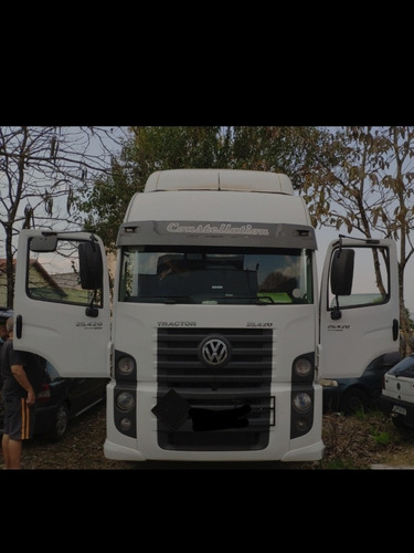 Imagem 3 de 3 de Volkswagen Constelletion 25420 2015