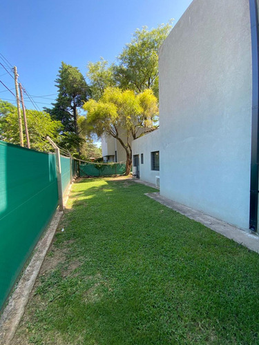 Casa En Venta De 3 Dormitorios En Villa Allende.