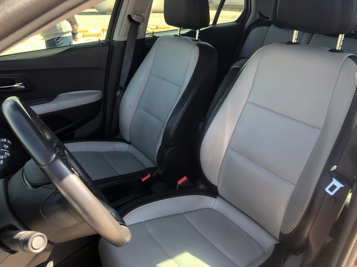 Imagen 10 de 20 de Chevrolet Tracker Premier 2019, Oportunidad!