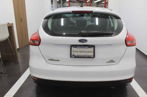 Imagen 5 de 15 de Ford Focus 2015 5p Se L4 2.0 Aut