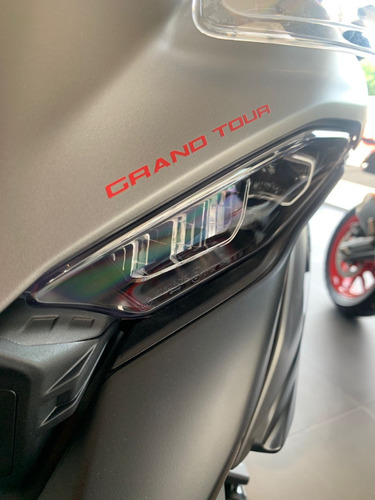 Multistrada V4 Grand Tour