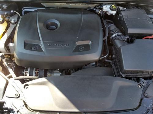 Volvo V40 2.0 T5 R Design Turbo Gasolina 4p Automático