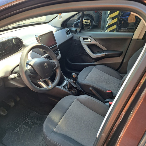 Peugeot 208 1.6 Active