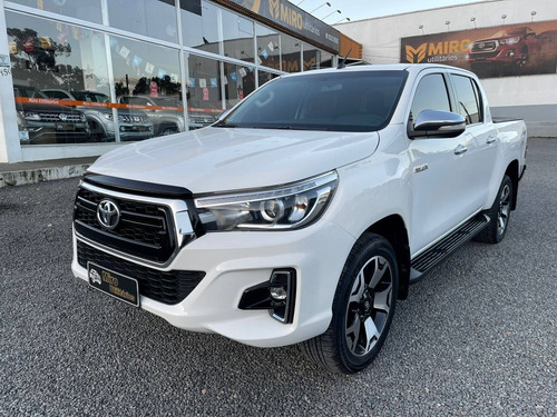 Imagem 2 de 8 de Toyota Hilux 2.8 Srx 4x4 Cd 16v Diesel 4p Automático