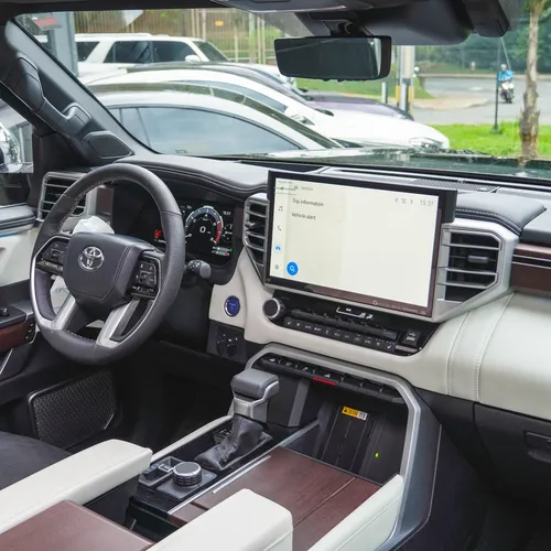 Toyota Sequoia Capstone 2025