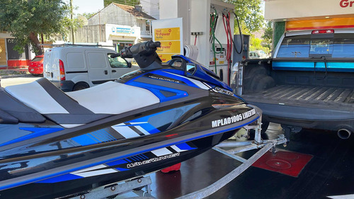 Imagen 2 de 2 de Yamaha 1800 Mod 2018