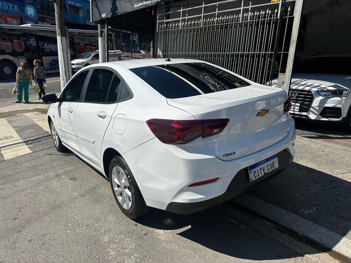 Chevrolet Onix plus 1.0 Lt 2 4P