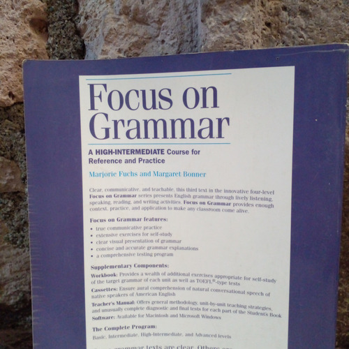 Focus On Grammar - Marjorie Fuchs / Margaret Bonner (Usado)