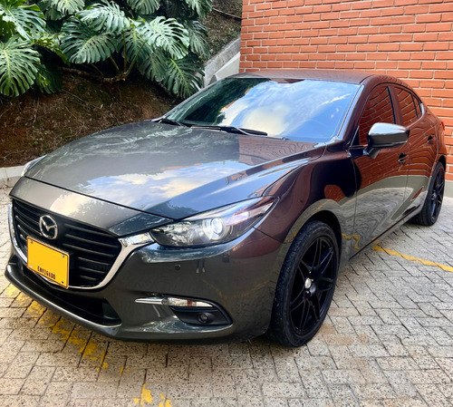 Mazda 3 2.0 Touring