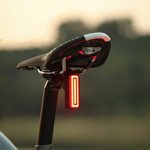 Lampara Trasera Magicshine Seemee 100 Sensor Inteligente