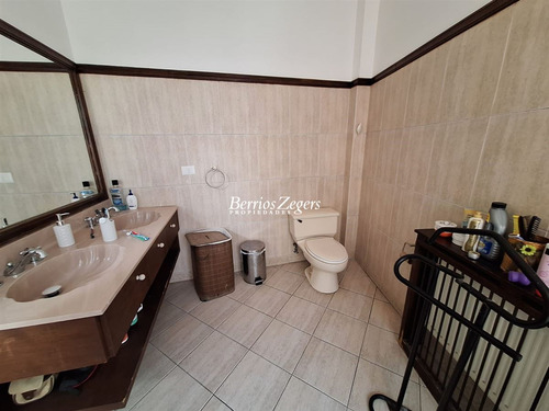 Casa En Venta 5 Dormitorios Los Dominicos, Las Condes