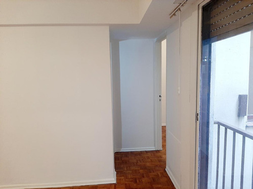 Imagen 7 de 18 de Alquiler Consultorio Oficina | Recoleta | 2 Amb | Apto Profesional | A Mts Hospital Aleman